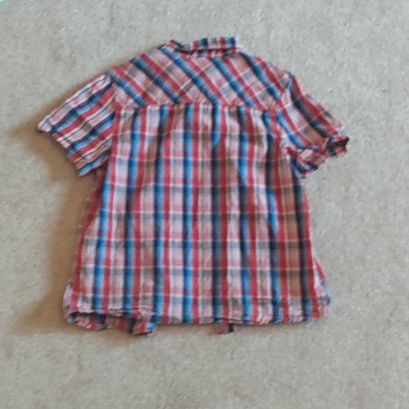 size 8 boys shirt - Picture 2 of 2